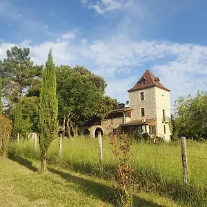  Hébergement de vacances Tour Margot